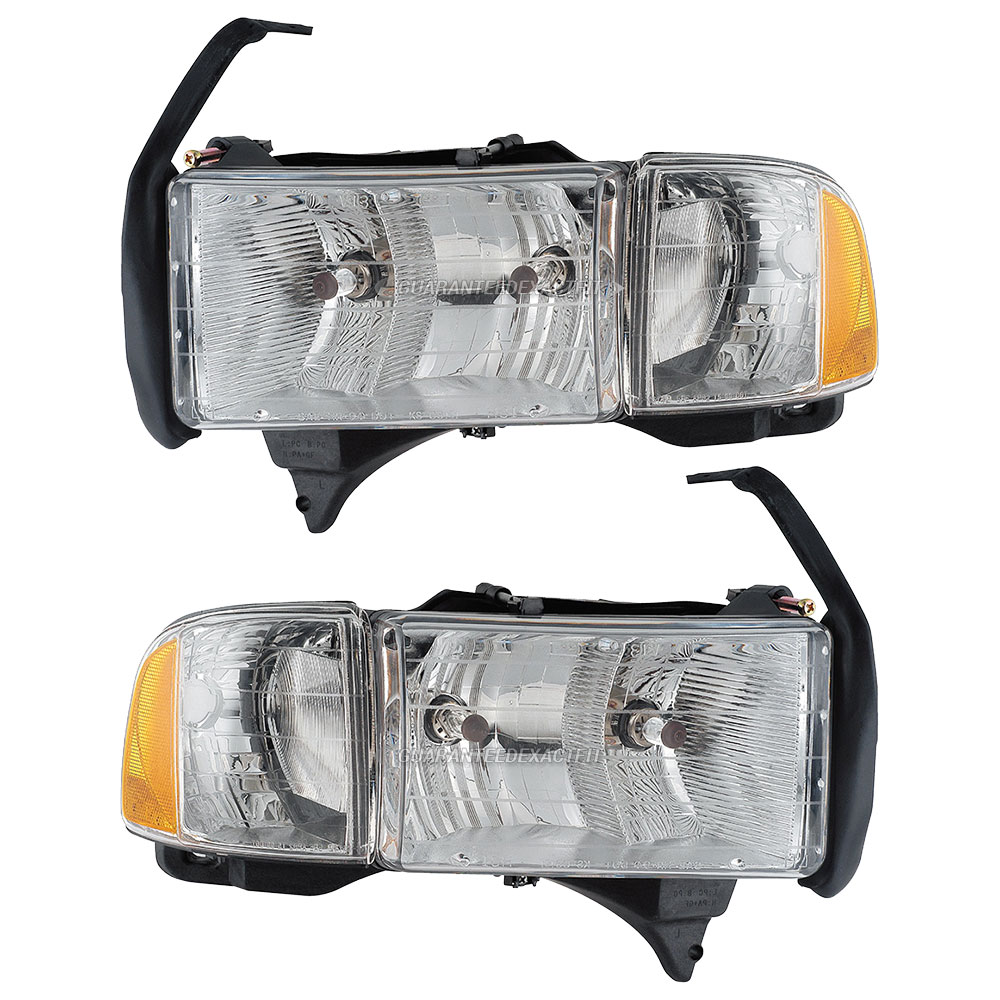 2002 Dodge Ram Trucks Headlight Assembly Pair Pair of Headlight